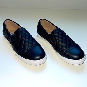 Steve Madden slip on shoe
